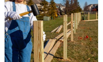 ¿Cómo instalar un cercado de madera en el jardín? Pasos a seguir